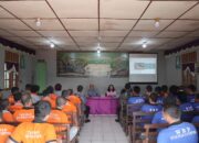 Rutan Kelas IIB Tarutung bersama Tim Kantor Cabang Bank Negara Indonesia (BNI) Tarutung sosialisasi penggunaan TapCash kepada Warga Binaan Pemasyarakatan (WBP), di aula Rutan setempat, Jumat (1/3). Waspada/ist