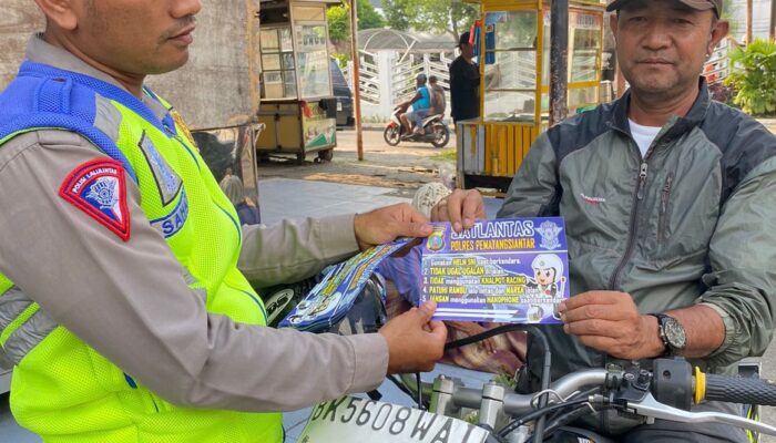 Polres P.Siantar Edukasi Masyarakat Pentingnya Ikuti Aturan