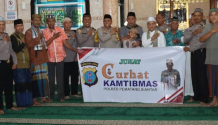 Di Momen Bulan Ramadan, Kapolres P.Siantar Safari Jumat
