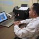 Kasi P2MP Imran Tiana mengikuti zoom meeting pembukaan Pendidikan guru pengerak angkatan 10 yang digelar oleh Kementerian Pendidikan, Kebudayaan, Riset, dan Teknologi (Kemendikbudristek), bertempat kota Jantho, Aceh Besar, Jumat (15/3). (Waspada/Ist)