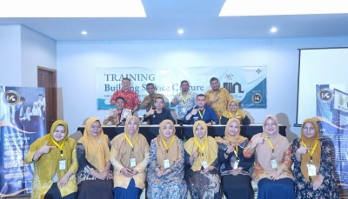 FEBI UINSU Tingkatkan Budaya Pelayanan Melalui Training Building Service Culture