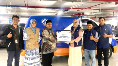 YBM BRILiaN dan DD Waspada Serah Terima Ambulance Untuk Layani Mustahik YBM BRILiaN dan DD Waspada Serah Terima Ambulance Untuk Layani Mustahik