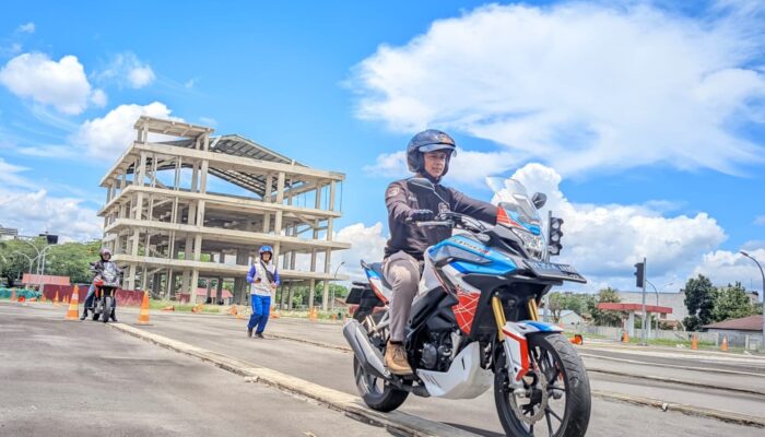 Honda Gelar Kompetisi Safety Riding Komunitas
