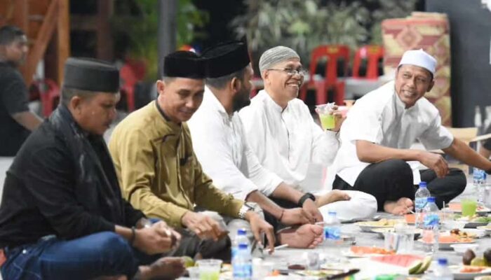 Partai Aceh Jalin Kesatuan Warna Dalam Iftar Ramadan