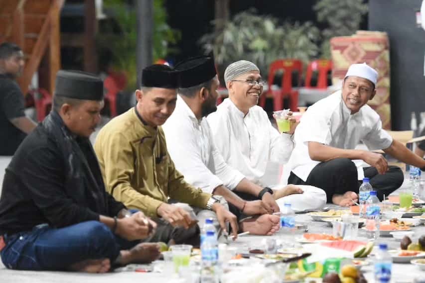 Partai Aceh Jalin Kesatuan Warna Dalam Iftar Ramadan