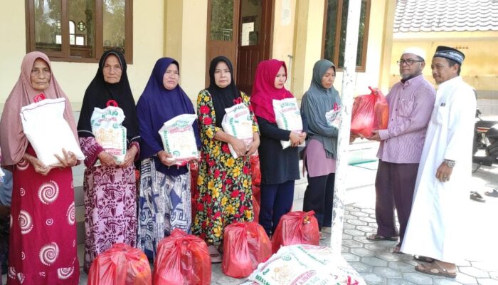 Sambut Idul Fitri, DDA Bagikan Paket Sembako Bagi Keluarga Kurang Mampu