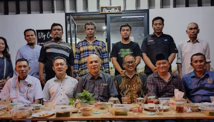 Ukir Prestasi Untuk Negeri, Indako Apresiasi Para Pebalap Astra Honda