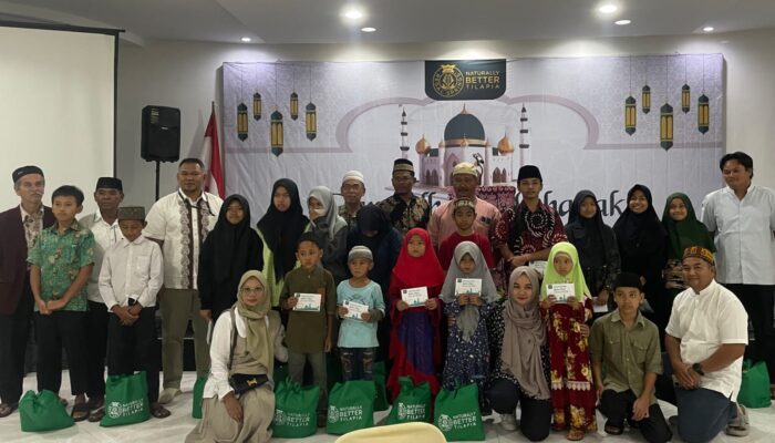 RSI Bagikan Paket Lebaran untuk Masyarakat Dan Anak Yatim