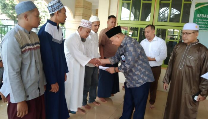 PT. Bank Sumut Sibuhuan Salurkan Zakat Kepada 30 Mustahiq