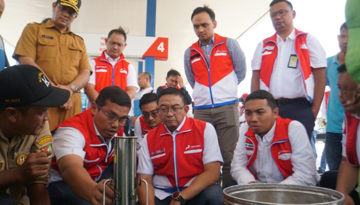 Pastikan Kualitas BBM, Pertamina Patra Niaga Lakukan Uji Tera Di Sejumlah SPBU