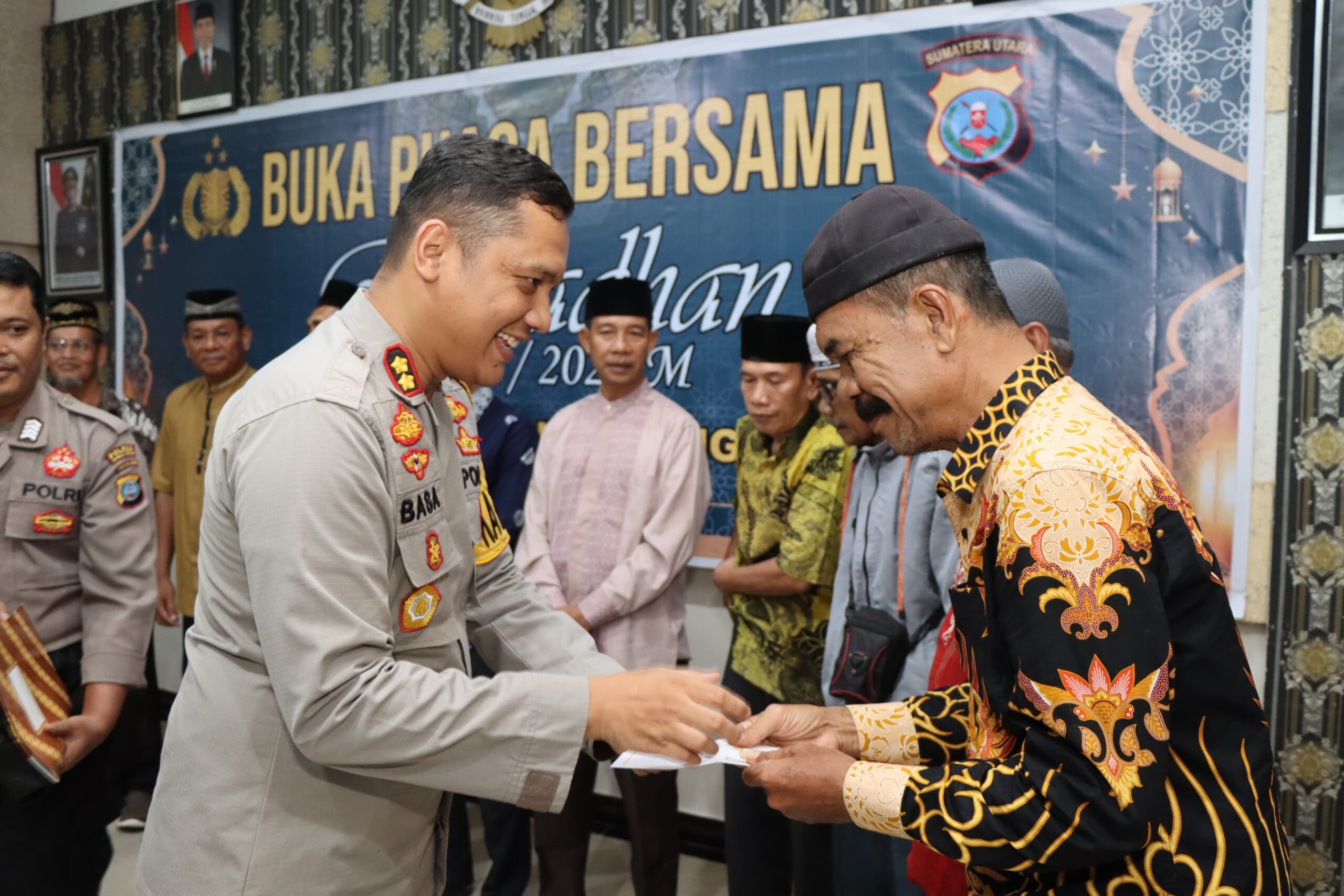 Polres Tapteng Buka Puasa Bersama Purnawirawan Polri Dan Warakawuri