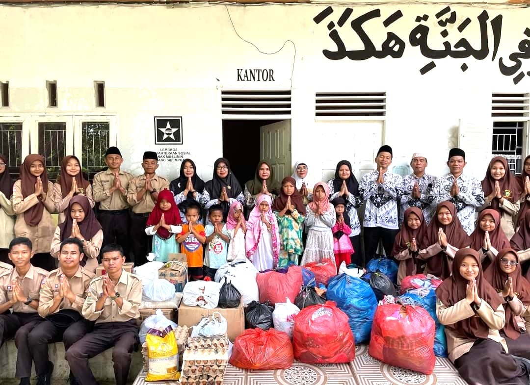 MAN 1 Padangsidimpuan Santuni Anak Yatim