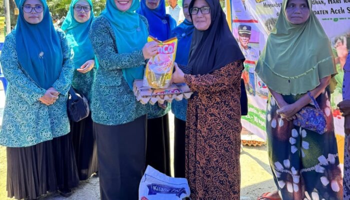 Jaga Stabilitas Pangan Jelang Lebaran, Ketua PKK Buka GPM Di Makoramil Singkil