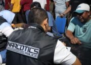 Puluhan Sopir Angkutan Umum Di Terminal Batoh Jalani Tes Urine