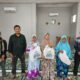 Momen Ramadhan, YBM PLN Bersama UPP SBU 4 Serahkan Zakat Maal