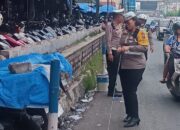 Kerap Bahu Jalan Pasar Horas Jadi Tempat Parkir, Sat Lantas Polres Pasang Tolo-tolo