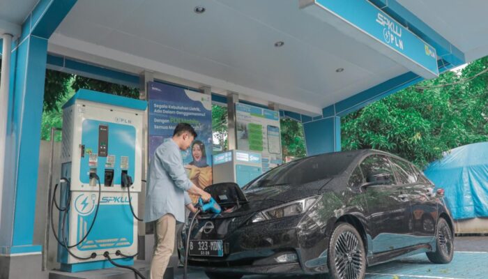 Mudik Pakai Kendaraan Listrik? Yuk Cek Lokasi Stasiun Pengisian Dengan PLN Mobile