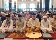 Pj Bupati Agara Salat Idul Fitri Di Masjid Agung At-Taqwa