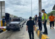 Sambut Arus Mudik, Wakapolres Langkat Cek  Pintu Keluar Tol Tanjungpura 