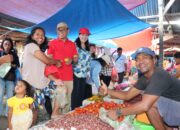 Bupati Toba Nikmati Libur Lebaran Dengan Blusukan Ke Pasar Silaen