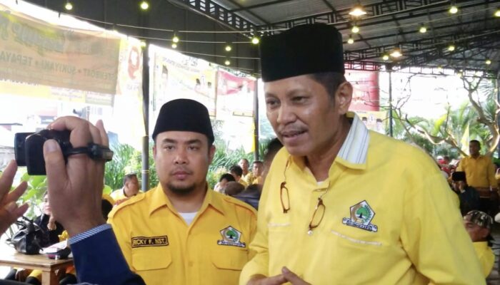 Ricky Nasution Dan Tengku Ameck Ambil Formulir Cabup Deliserdang Dari Golkar