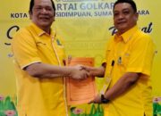 Mantan Wali Kota Sidimpuan Ambil Formulir Ke Partai Golkar