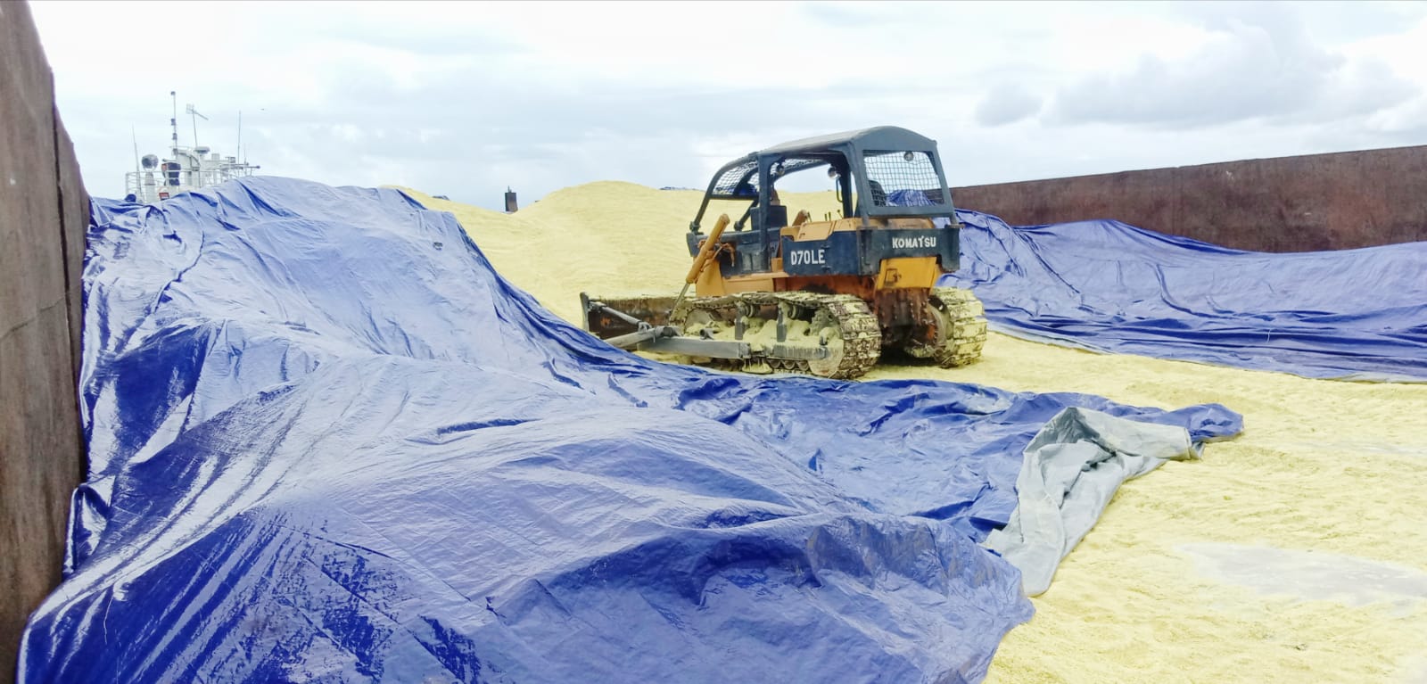 PT PEMA Pengapalan Sulfur Perdana Di Pelabuhan Kuala Langsa