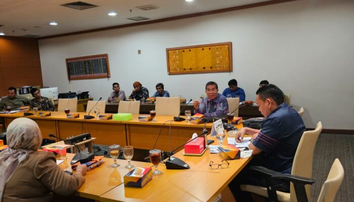 DPRD Sumut Sesalkan Pemkab Tapsel Dan TPL Tak Hadir