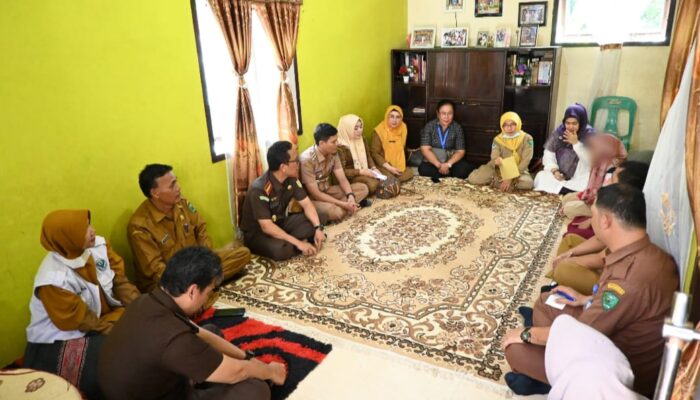 Kajari P.Sidimpuan Inisiasi Trauma Healing Korban Asusila