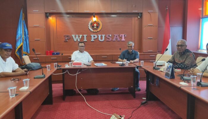 DK PWI Tegas Minta Ketum Pecat 3 Pengurus