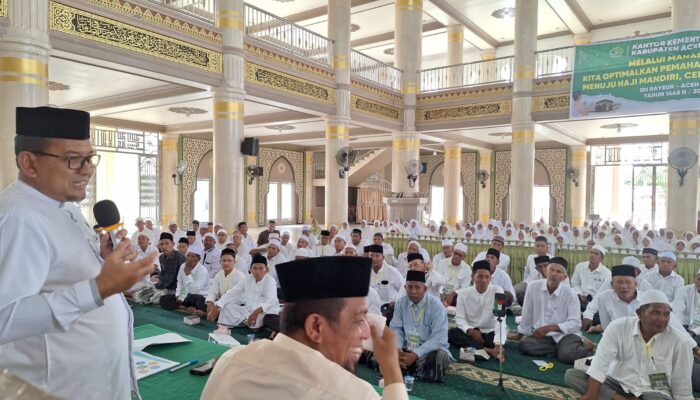 Siap-siap, Jemaah Embarkasi Aceh Ihram Di Asrama Haji