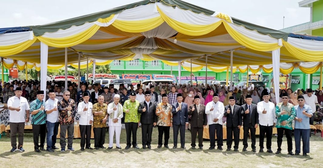 Bupati Dan Wabup Simalungun Hadiri Wisuda Santri Ponpes Modern Al-Kautsar