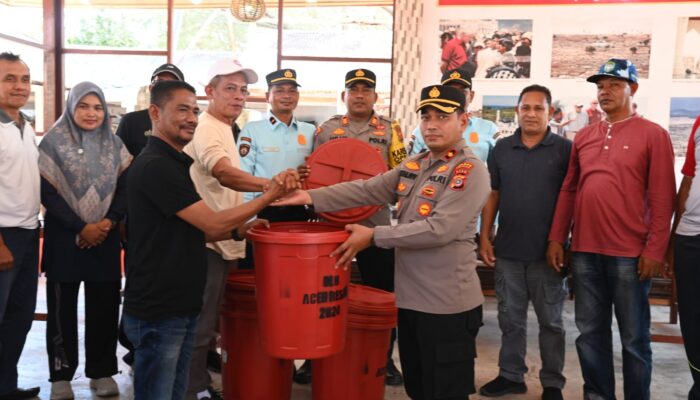 Pemkab Aceh Besar Kembali Gelar Aksi Pungut Sampah Di Pantai Lampuuk