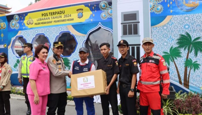 Kapolrestabes Medan Kunjungi Pos Pam Ketupat Toba 2024