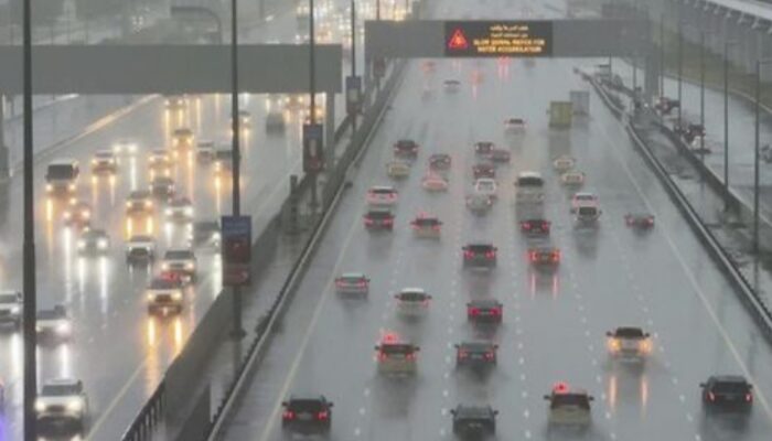 Dubai Lumpuh Diterjang Banjir