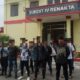 PULUHAN calon PMI ilegal diamankan di Polda Sumut, Sabtu (27/4). Waspada/Ist