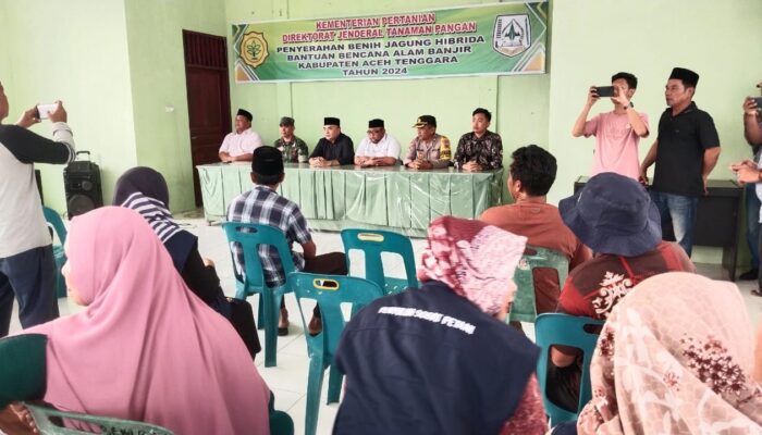 66 Kelompok Tani Agara Terima Bantuan Benih Jagung