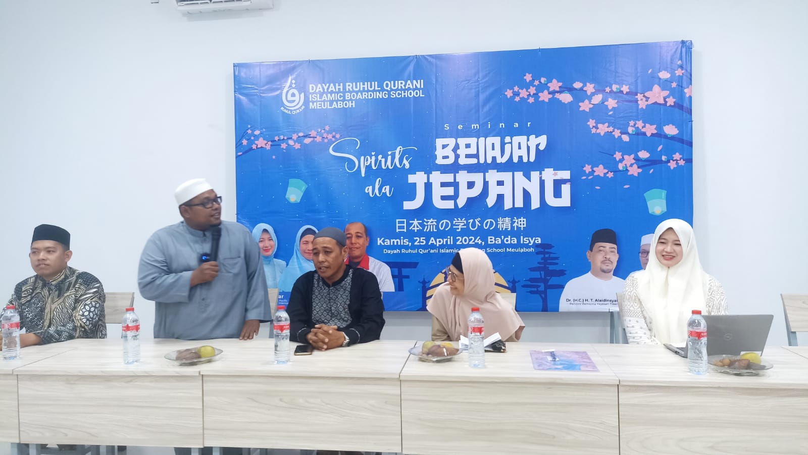 Santri Dayah Ruhul Qurani Seminar Internasional Spirit Belajar Ala Jepang