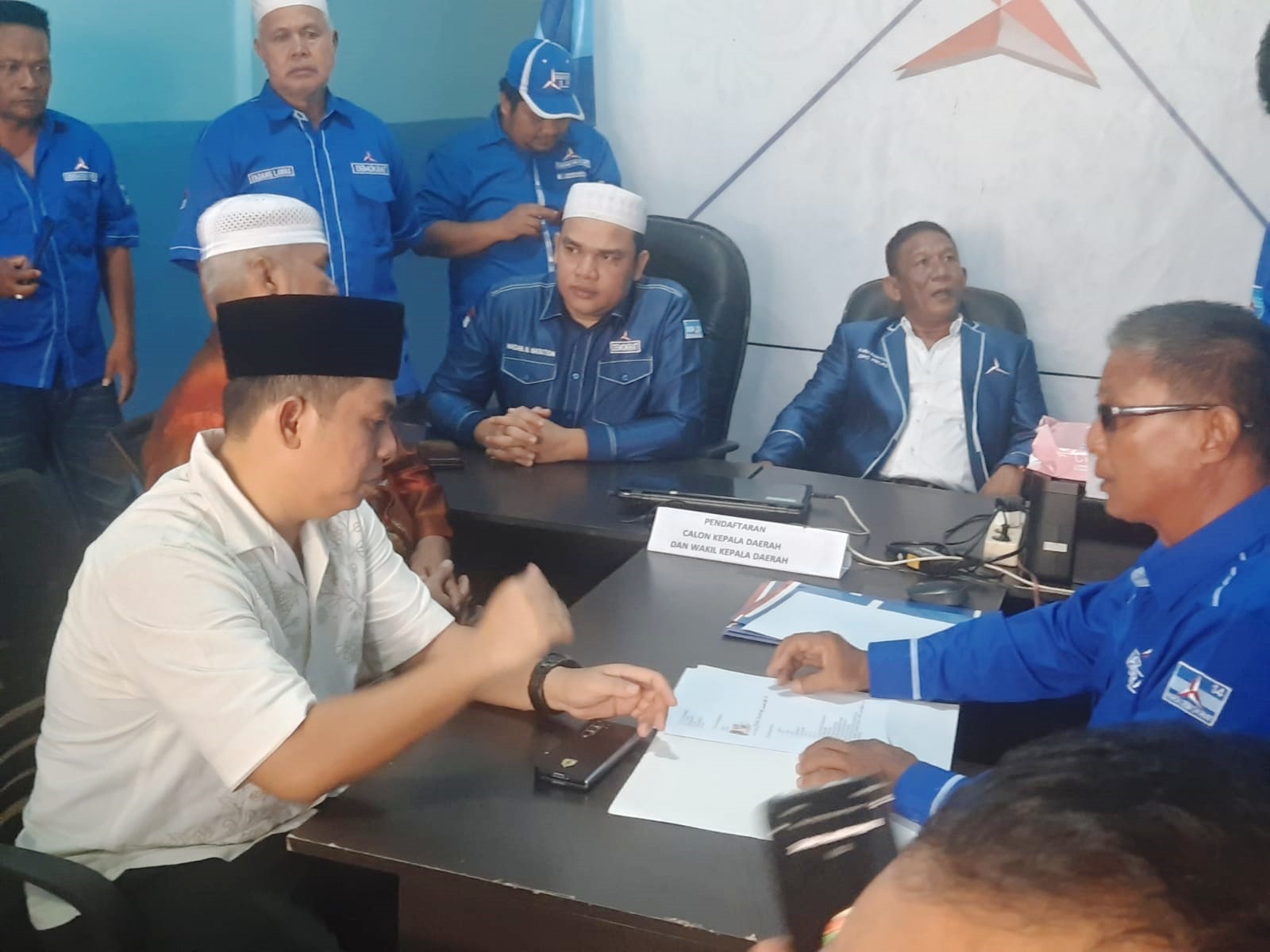 Partai Demokrat Terima Berkas Pendaftaran Putra Mahkota Untuk Balon Bupati Palas