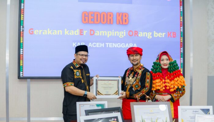 Raih Penghargaan Terbanyak, Pj Bupati Agara Apresiasi DPPKB