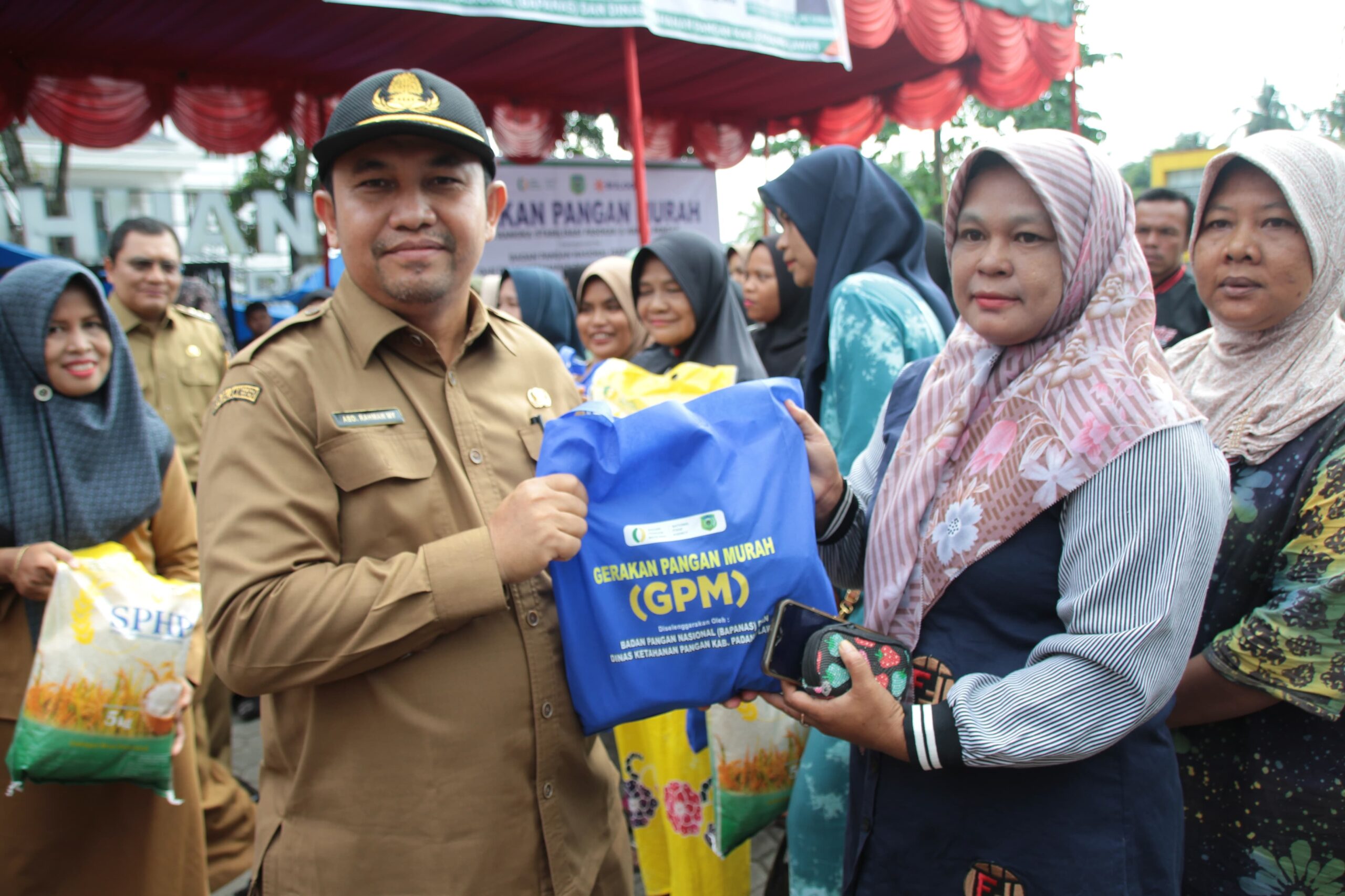 Pemkab Palas Gelar Gerakan Pangan Murah Pemkab Palas Gelar Gerakan Pangan Murah