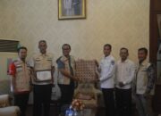 YBM PT PLN UP3 Langsa Salurkan Zakat