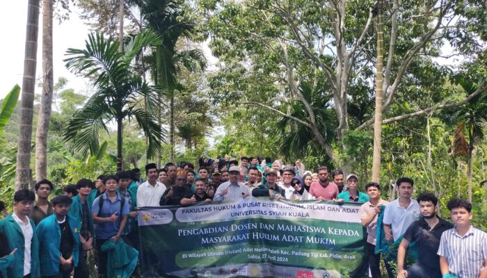 Seratusan Dosen Dan Mahasiswa USK Pengabdian Di Padang Tiji
