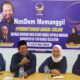 Ketua Tim Penjaringan Balon KDH dan Wakil KDH DPD Partai NasDem Mukmin Saleh Siregar (2 kiri) didampingi Ketua Fraksi NasDem DPRD Tapsel Ledy Namarina (2 kanan) serta anggota DPRD Tapsel dari NasDem James Watt Siregar dan Eddi Sulam Siregar, saat memberikan keterangan terkait jadwal pendaftaran Balon Bupati dan Wakil Bupati Tapsel, di Kantor DPD Partai Nasdem Tapsel, Jl.Kartini, Padangsidimpuan, Selasa (30/4). Waspada/Mohot Lubis.