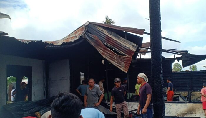 1 Rumah Di Tiga Runggu Ludes Terbakar, Kerugian Capai Ratusan Juta
