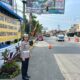 Kasat Lantas Polres Tebingtinggi, AKP Agnis Juwita saat berada di Posyan Simpang Beo, Kota Tebingtinggi. Waspada/Kristian Brahmana