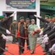 Tradisi pedang Pora para prajurit TNI sambut Danrem baru di Makorem 011/LW, Lhokseumawe, Sabtu (20/4). Waspada/ist