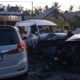 Mobil Hiace, mobil Innova dan mobil Ertiga terlibat dalam kecelakaan beruntun di Blang Bugeng, Nurussalam, Aceh Timur, Rabu (15/4). Waspada/Muhammad Ishak