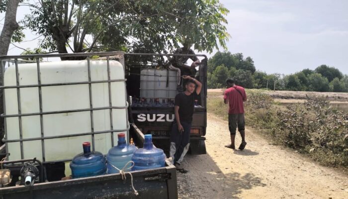 Jalan Ke Penampungan Etnis Rohingya Ditutup