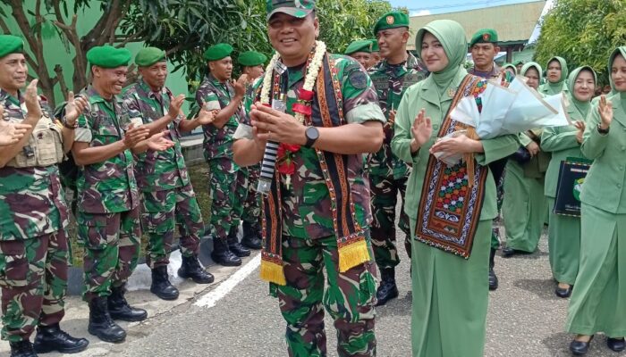 Letkol Czi Arya Murdyatoro ST Dandim Agara Baru